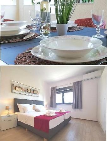 Apartment Pineta With Terrace & Park Wood View Pola Esterno foto