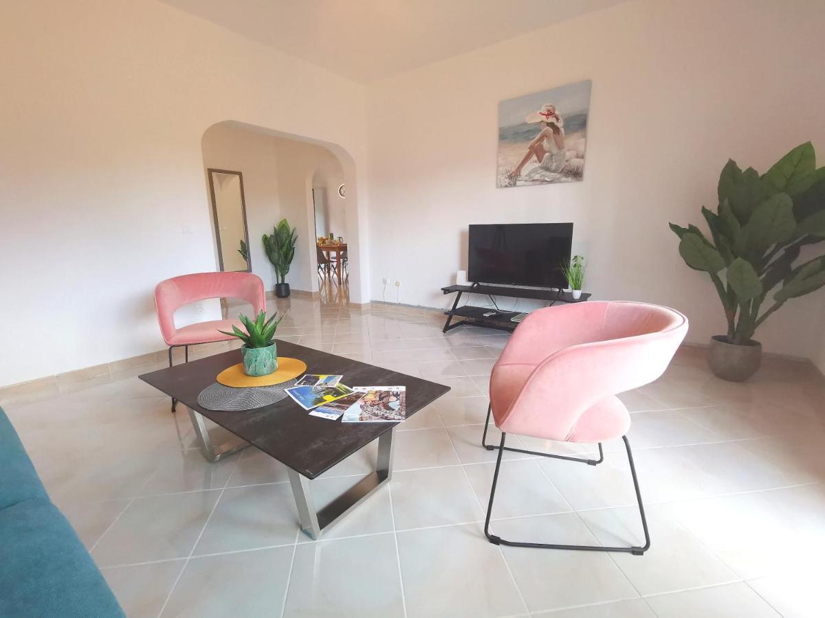 Apartment Pineta With Terrace & Park Wood View Pola Esterno foto