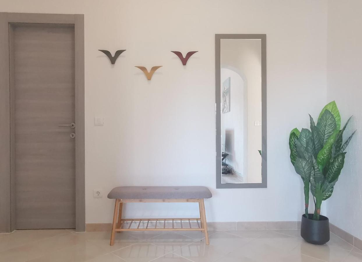 Apartment Pineta With Terrace & Park Wood View Pola Esterno foto