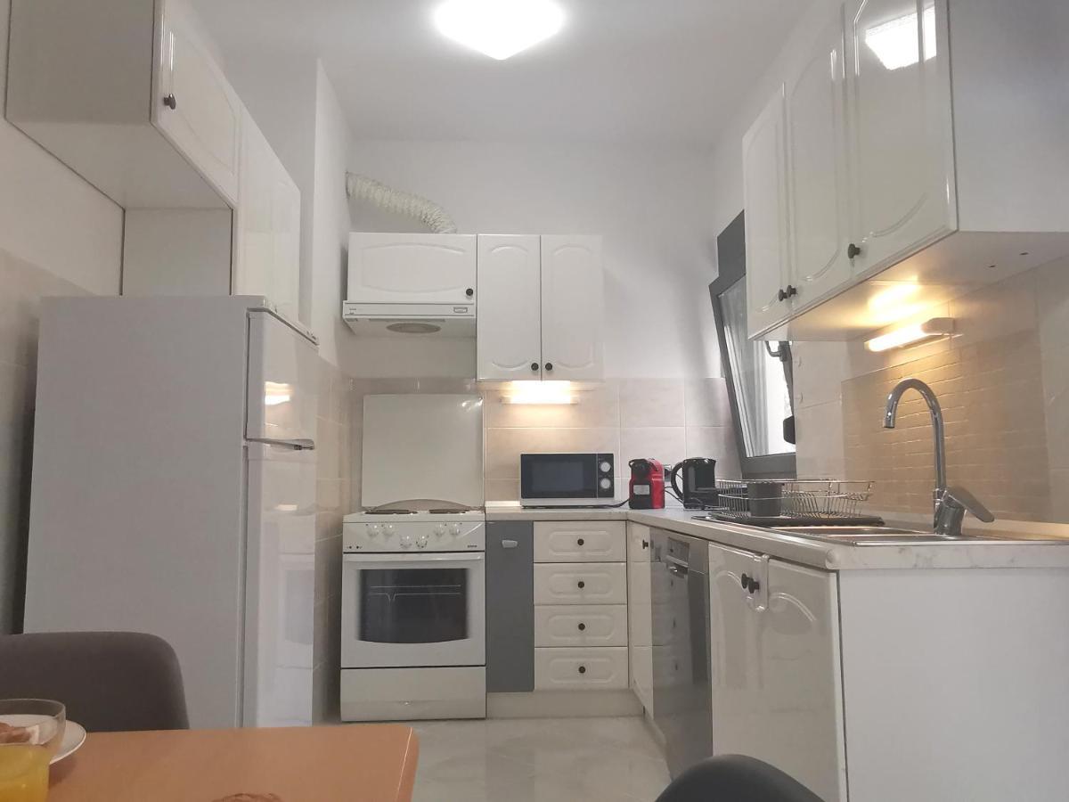 Apartment Pineta With Terrace & Park Wood View Pola Esterno foto