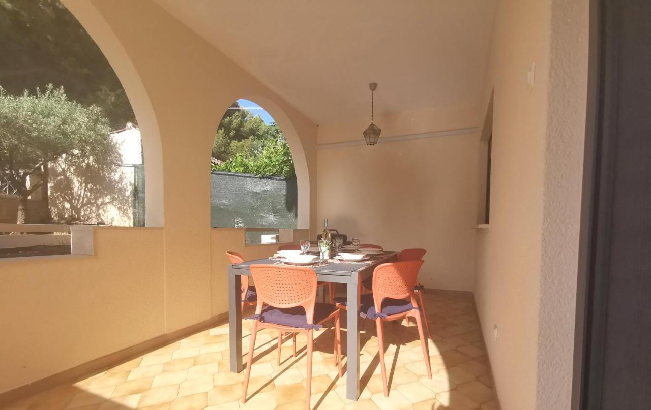 Apartment Pineta With Terrace & Park Wood View Pola Esterno foto